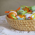 Húsvéti kosár tojásokkal