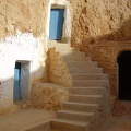 Lakógödör/föld alatti lakás bejáratai, Matmata, Tunézia