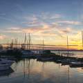 Balaton, Siófok, déli-part, naplemente, kikötő, esti fények, hajó, vitorla, vitorlázás, felhő, árboc