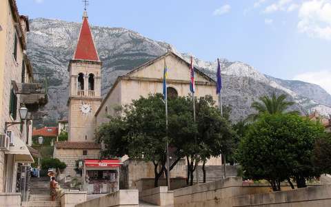 horvátország makarska templom
