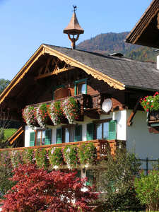 ausztria dekoráció ház muskátli