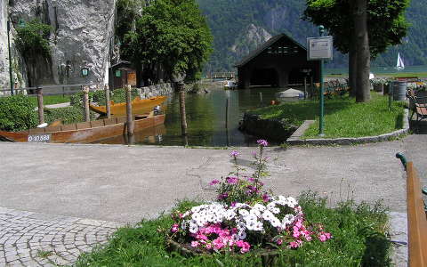 Traunkirchen, Mondsee tó partján Ausztria
