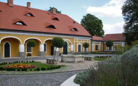 Magyarország, Rácalmás, Jankovich-kúria