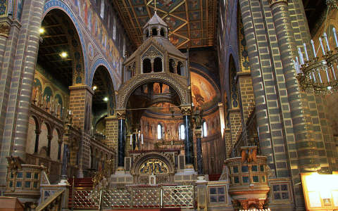 Katedrális oltár, Pécs