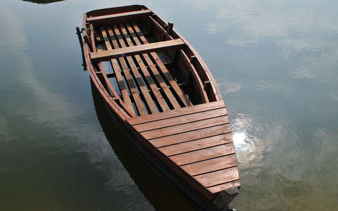 Velencei-tó, Agárd, csónak...