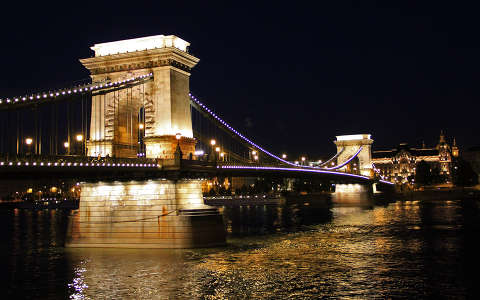 Lanchid, Budapest.....Chainbridge, Budapest....Ponte di Catene, Budapest