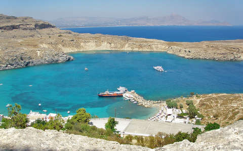 görögország kikötő lindos strand
