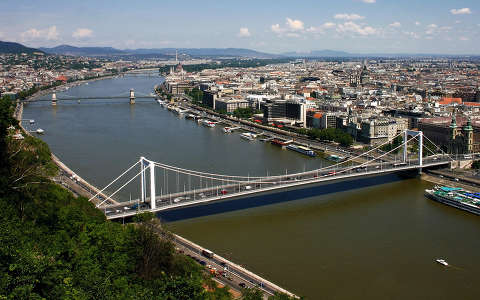 Budapest - látvány a Gellért-hegyről