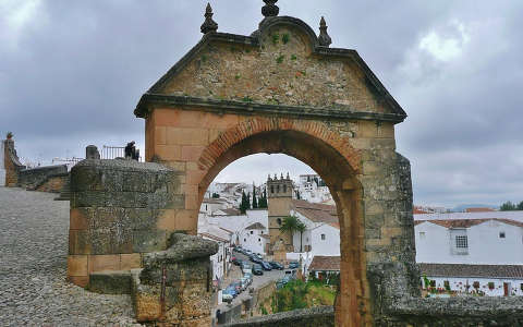        Ronda, Arco de Felipe V