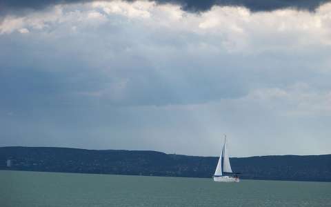 balaton magyarország nyár tó