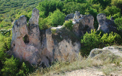 Teve szikla,Pilisborosjenő