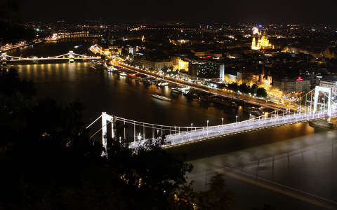 Budapest este, Erzsébet híd