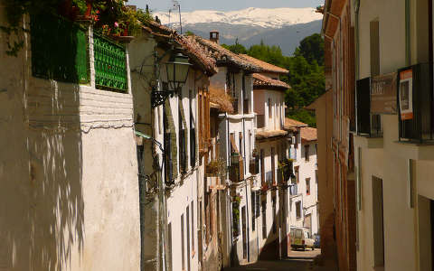 GRANADA, kleine straat, Sacromonte