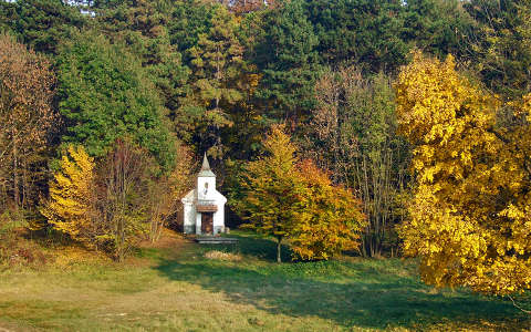 címlapfotó templom ősz