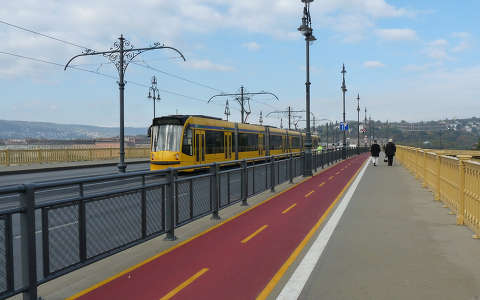 Magyarország, Budapest, Margit híd, út, kombínó