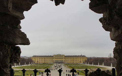 Bécs, Schönbrunn-i kastély