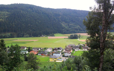 Ausztria