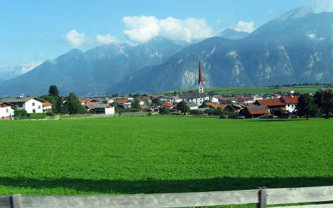 Ausztria