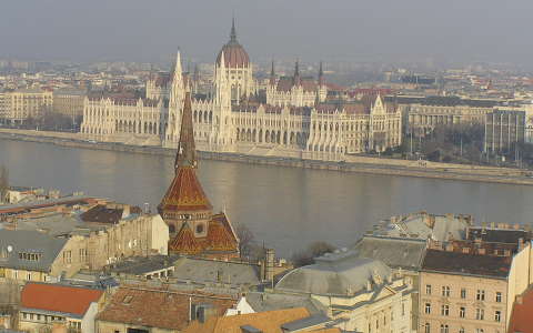 Budapest a Halászbástyáról nézve