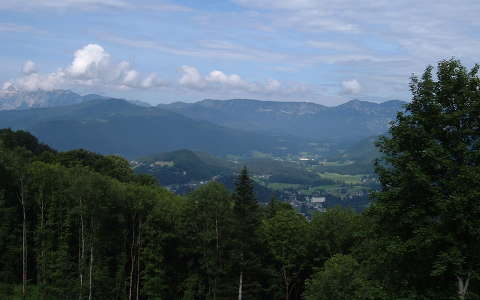 Ausztria