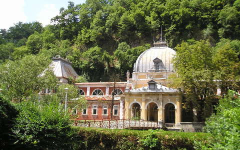 Herkules fürdő, királyi pavilon