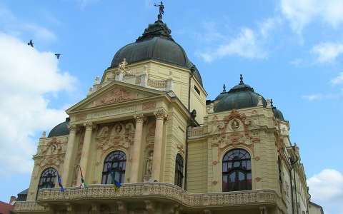 Pécs - Nemzeti Színház