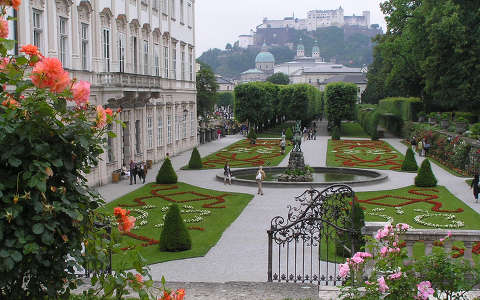 Salzburgi vár a Mirabell kastélyból,Salzburg,Ausztria
