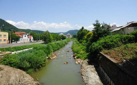 Zazar folyó,Nagybánya