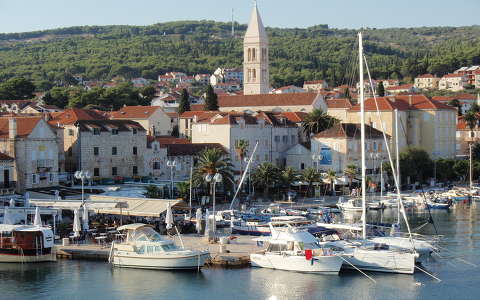 Horvátország - Brac : Supetari kikötő