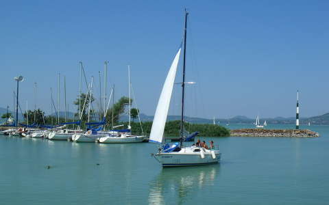 Balatonlelle kikötő