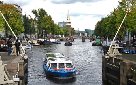 Amsterdam, Canal Oude Schans, view from Anthonie-locks