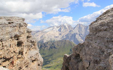 alpok hegy kövek és sziklák olaszország