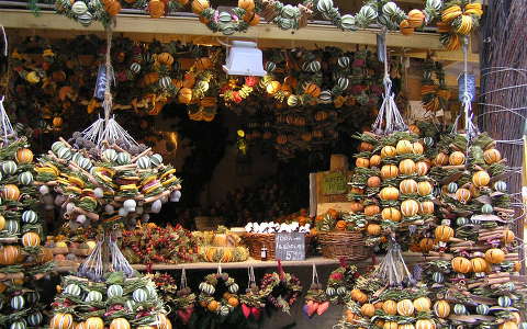 Karácsonyi narancsillat Budapesten