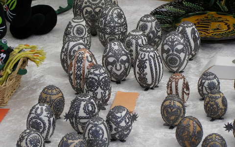 Húsvéti patkolt tojások