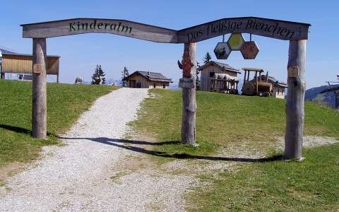 Wagrain-állatsimogató farm