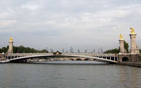 folyó híd