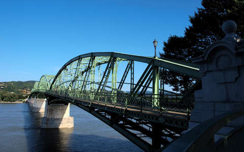 Mária-Valéria-híd (Esztergom-Párkány), Magyarország