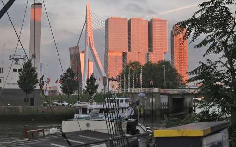 Sunset , Rotterdam, at the new building 