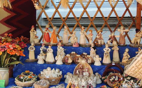 Mesterségek ünnepe a Budai várban,kézműves termékek