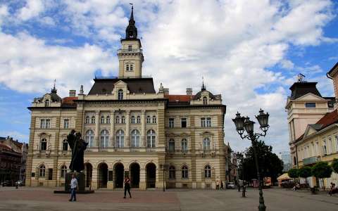 Szerbia, Újvidék - Városháza