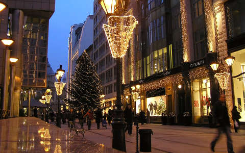 Karácsonyi fények Budapesten