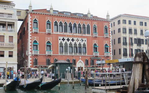 a több száz éves Danieli hotel, Velence, Olaszország