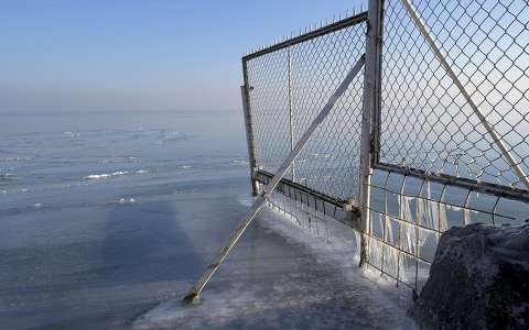 jég jégcsap tél tó