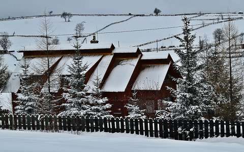 ház kerítés tél