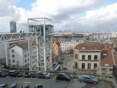 Az Igazságügyi Palota melletti lift, amely az 