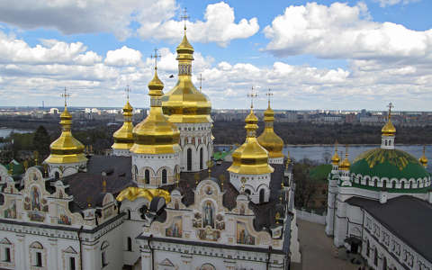 Kijev, a Pecserszka Lavra barlangkolostor egyik temploma. Fotó: Kupcsik Sarolta