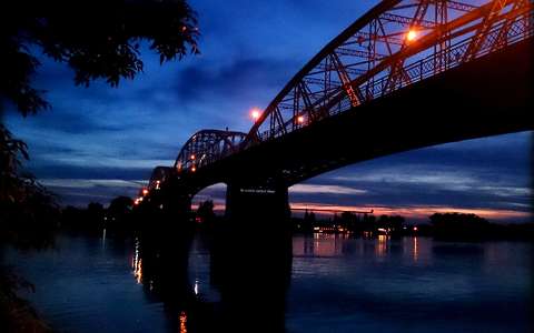 folyó híd éjszakai képek