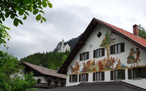alpok címlapfotó ház neuschwanstein kastély