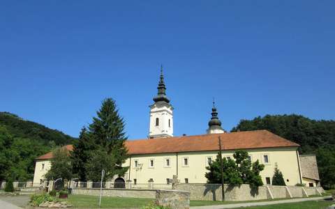 Szerbia, Jazak - Kolostor