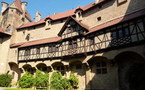 Ausztria, Kreuzenstein vára